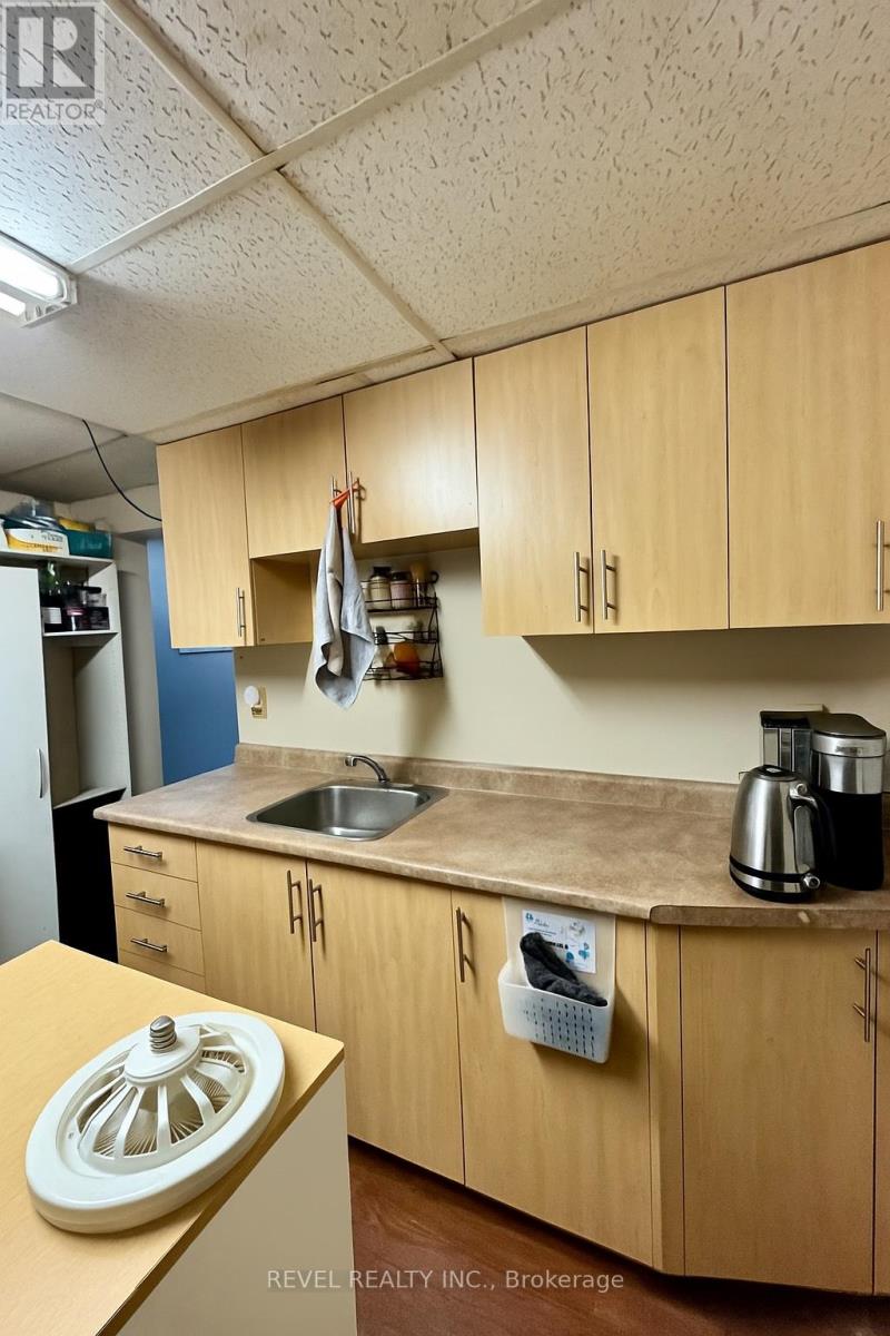 54 WINDSOR AVENUE - 5