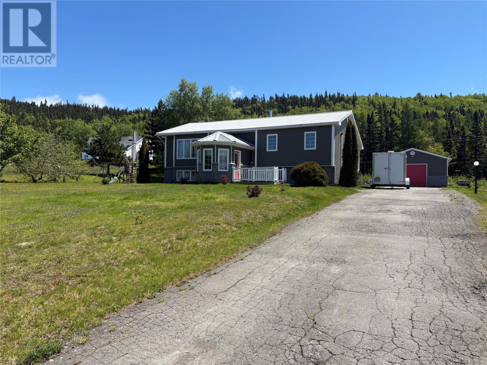 19 Gillingham Avenue - 1