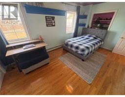 19 Gillingham Avenue thumbnail 40