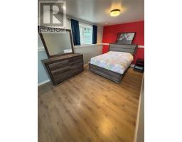 19 Gillingham Avenue thumbnail 44