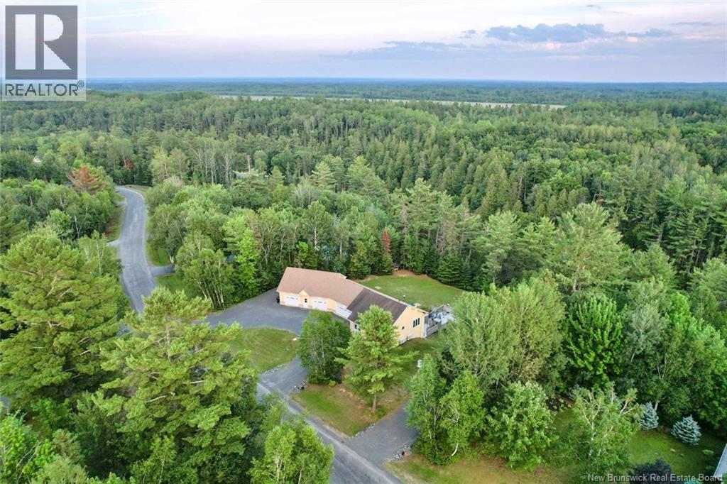 8 Milton Brae - 9