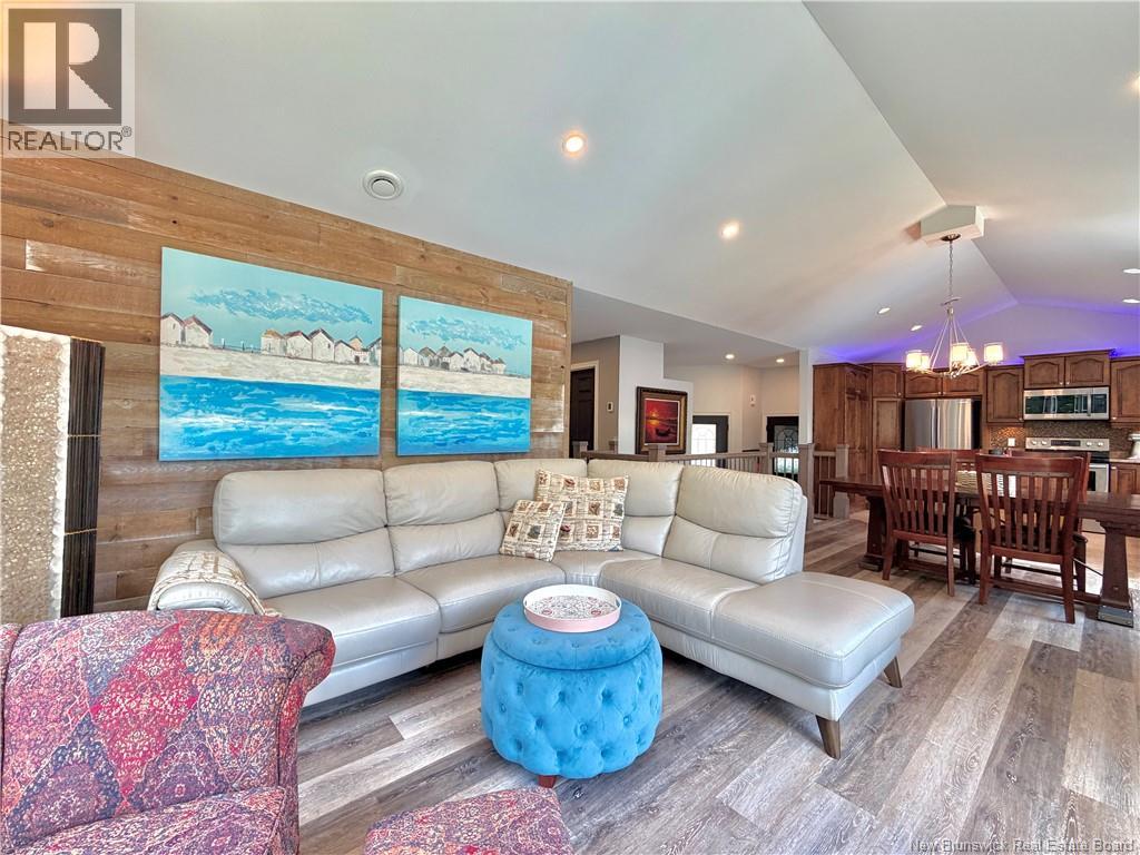 8 Milton Brae - 21