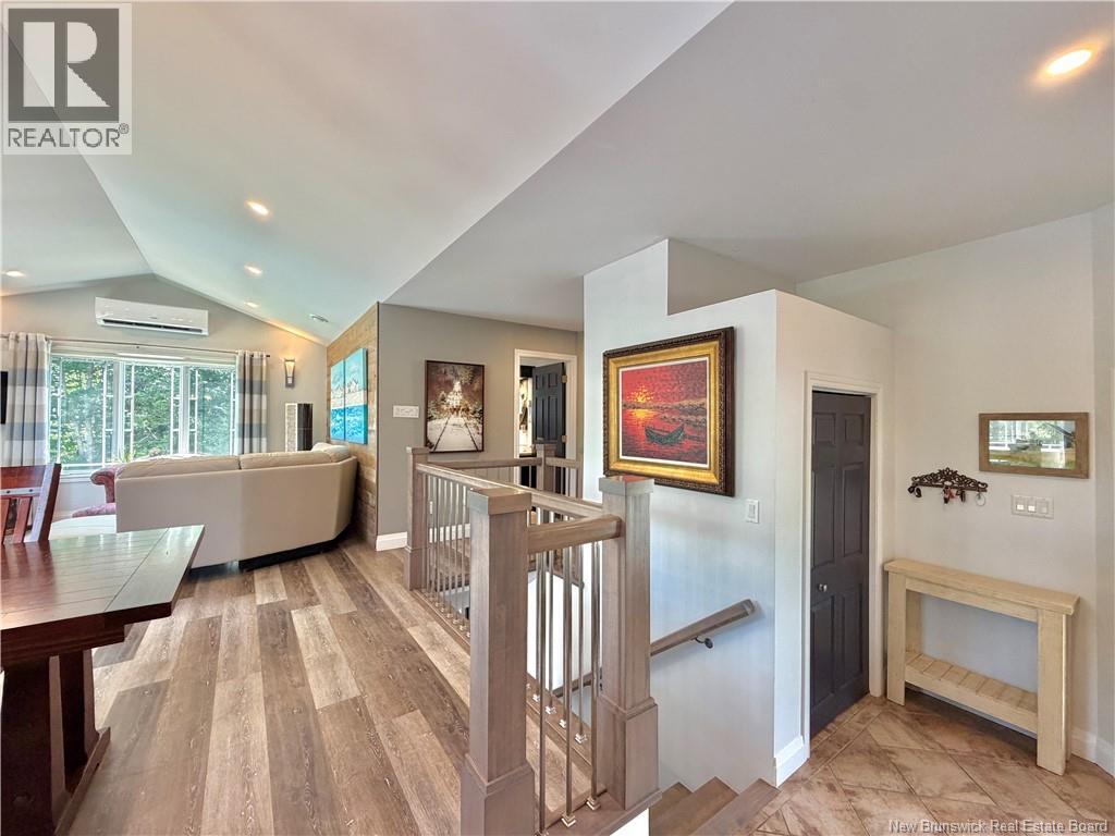 8 Milton Brae - 29
