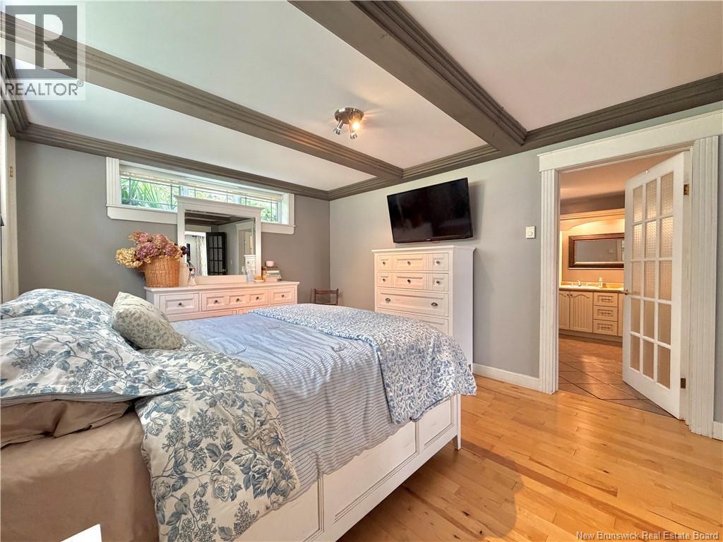 8 Milton Brae - 38