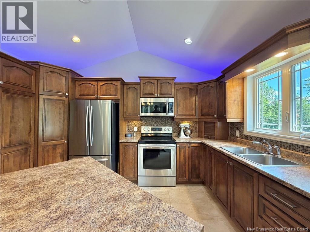 8 Milton Brae - 13