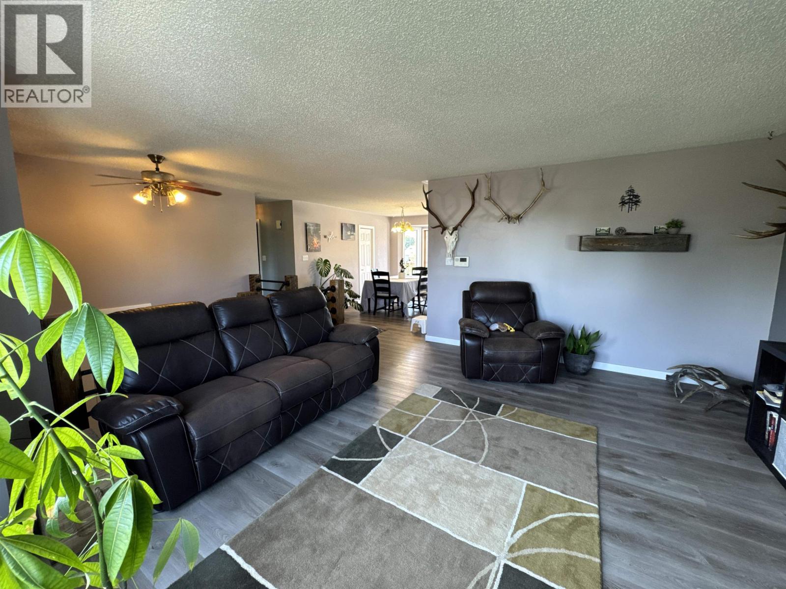 9011 107 AVENUE - Image 7
