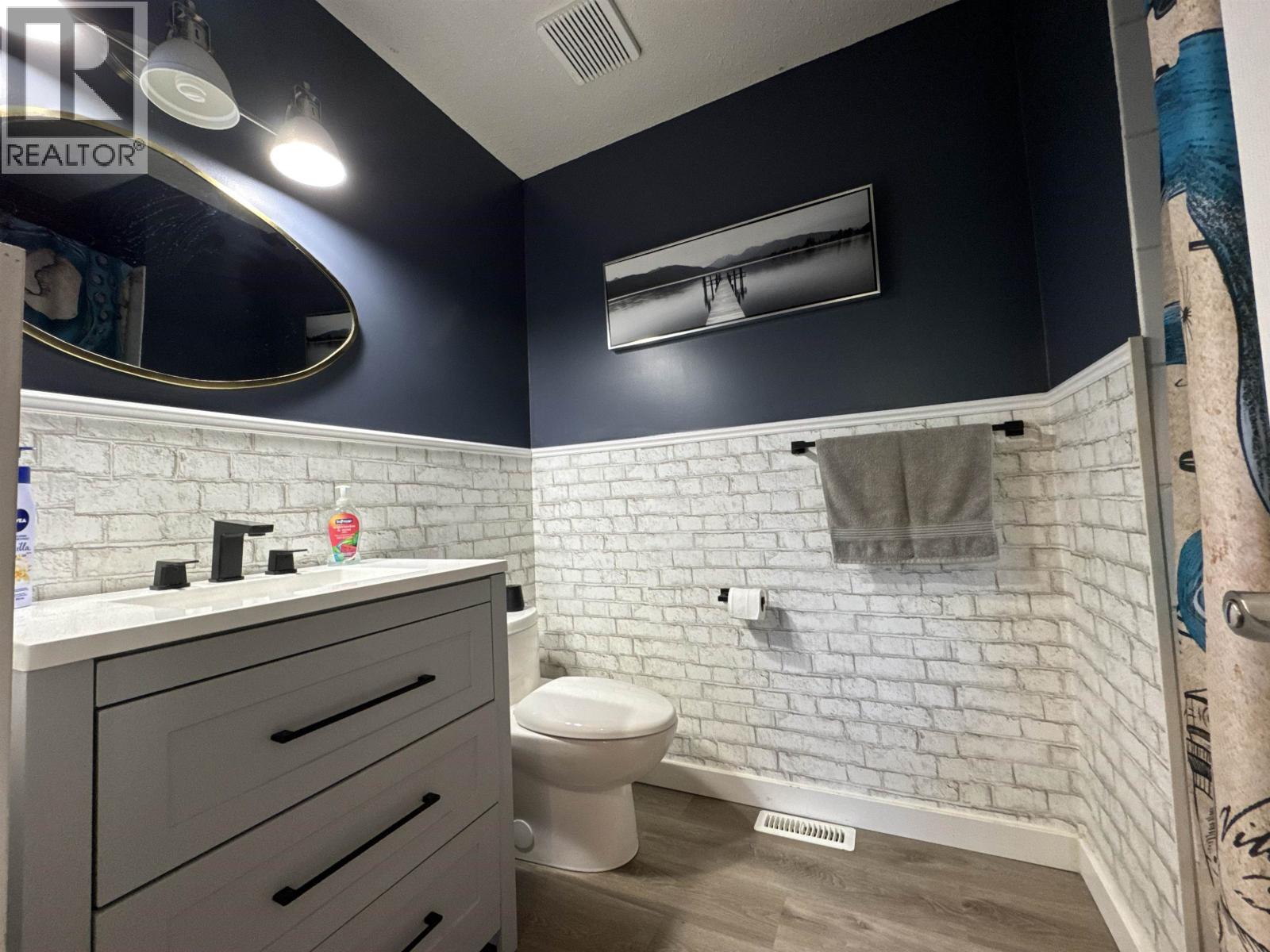9011 107 AVENUE - Image 11