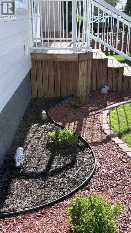 208 3rd Avenue E - 22