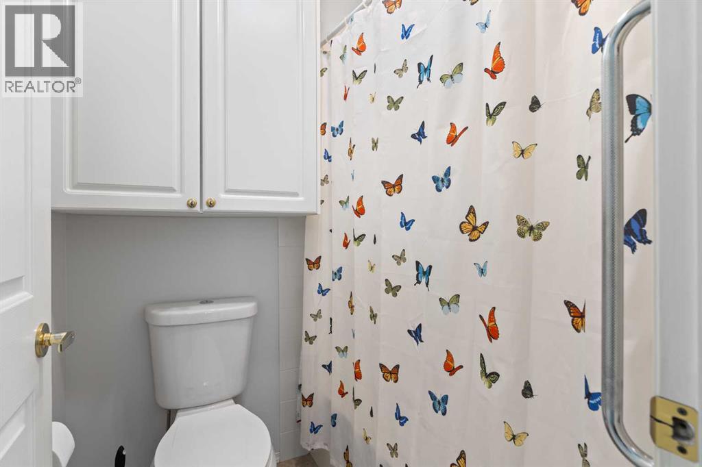 303 De Foras Close NW - 14