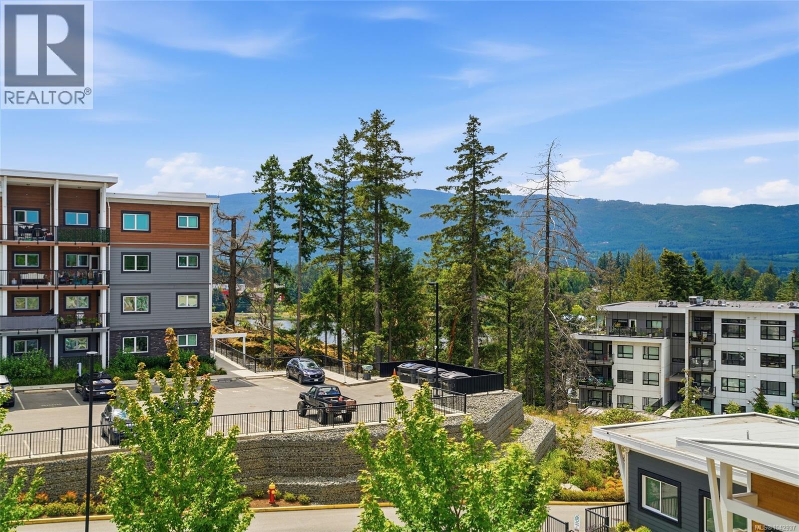 #113 4810 Cedar Ridge Pl - 34