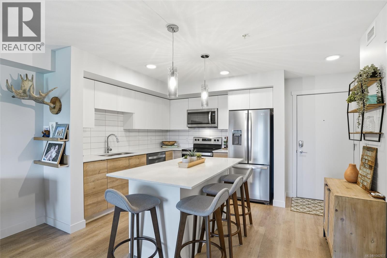 #113 4810 Cedar Ridge Pl - 6