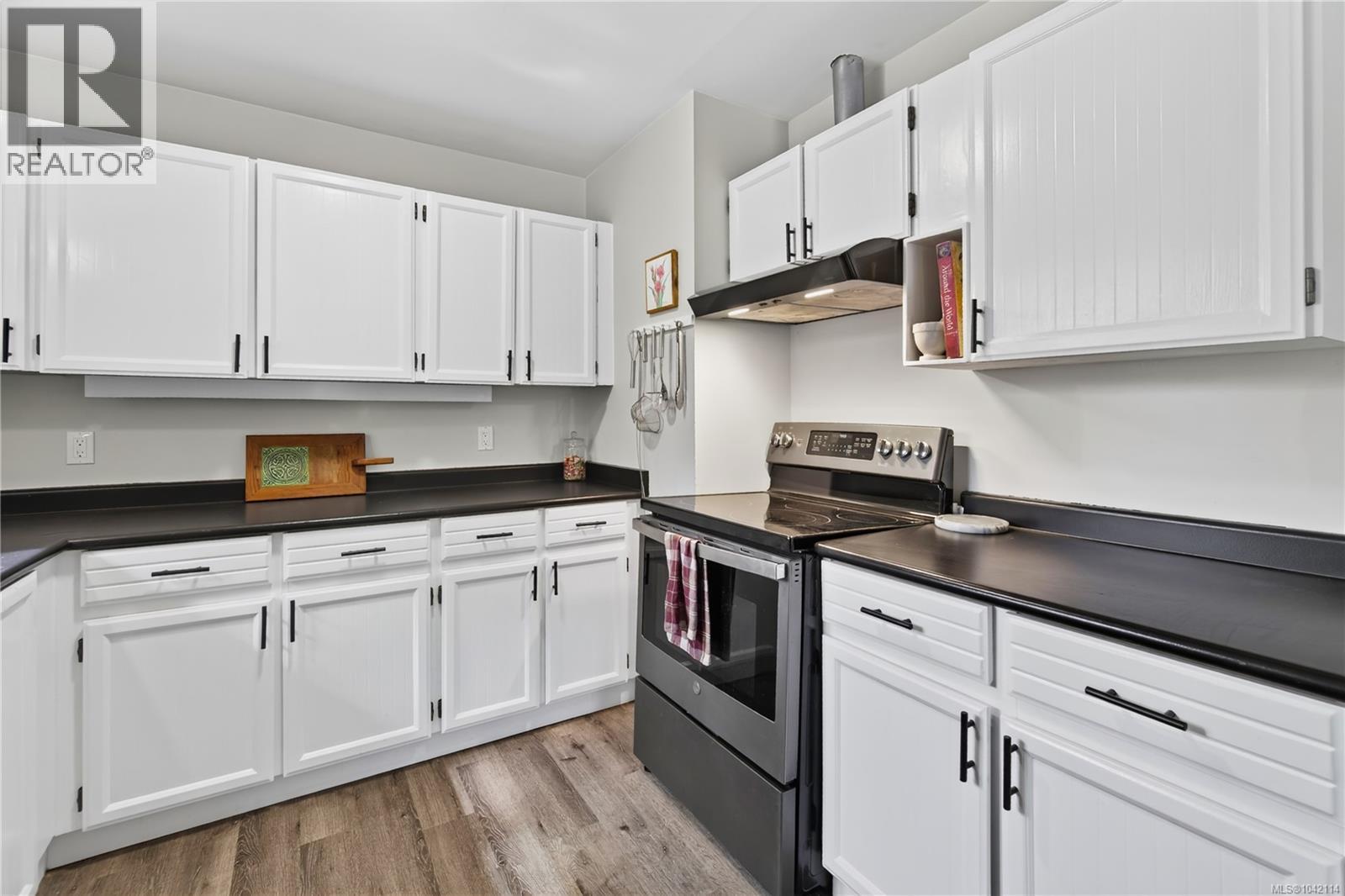 212 Kwassin Cres - 11