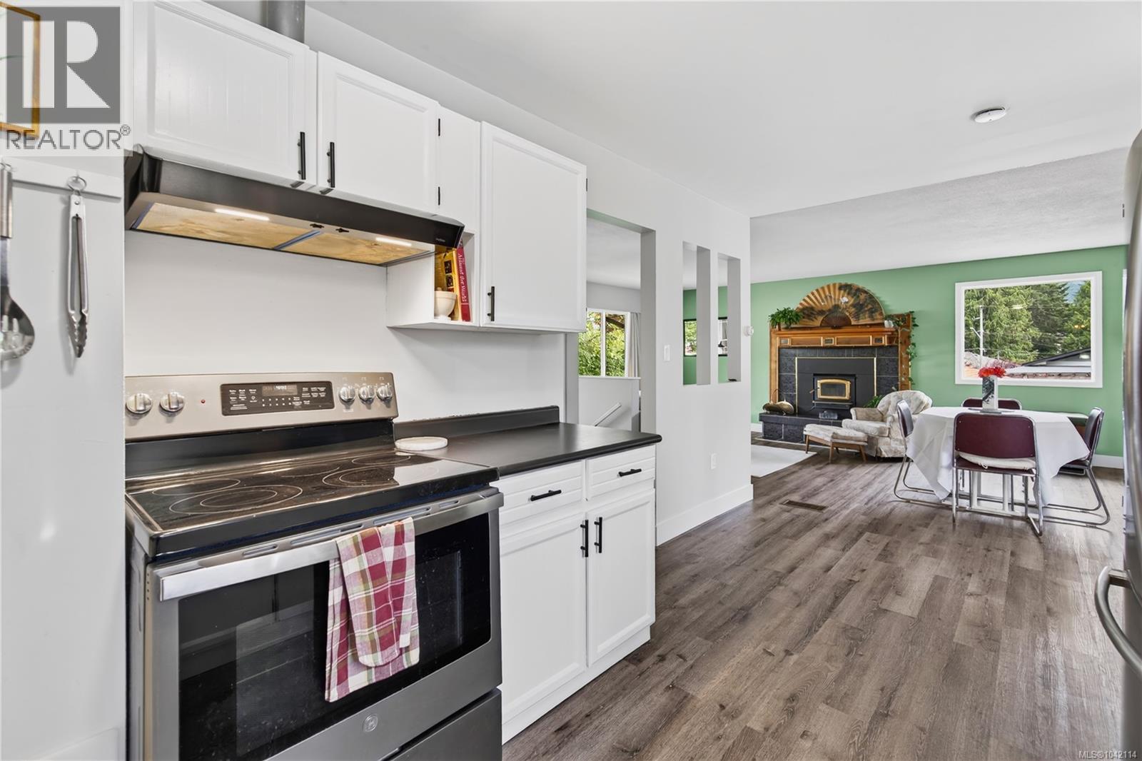 212 Kwassin Cres - 13
