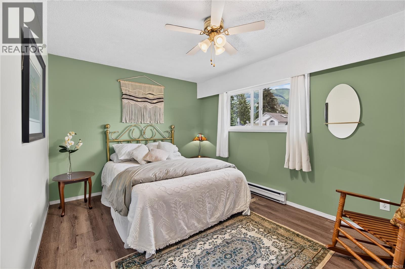 212 Kwassin Cres - 17