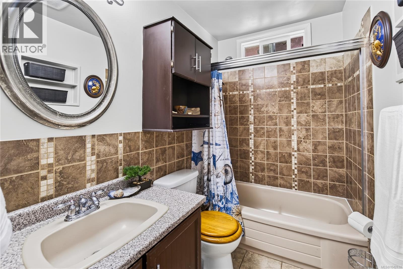 212 Kwassin Cres - 26