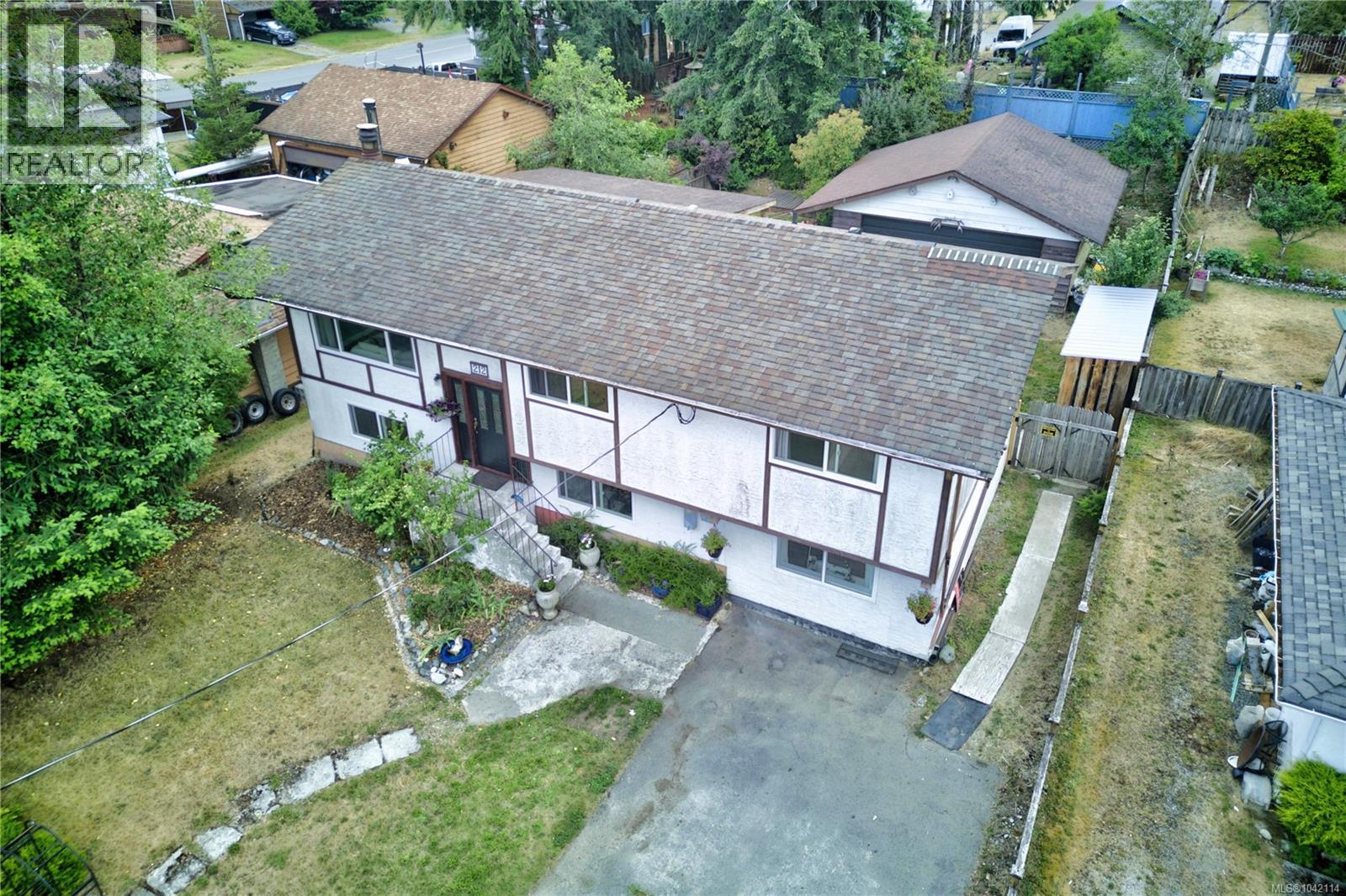 212 Kwassin Cres - 60