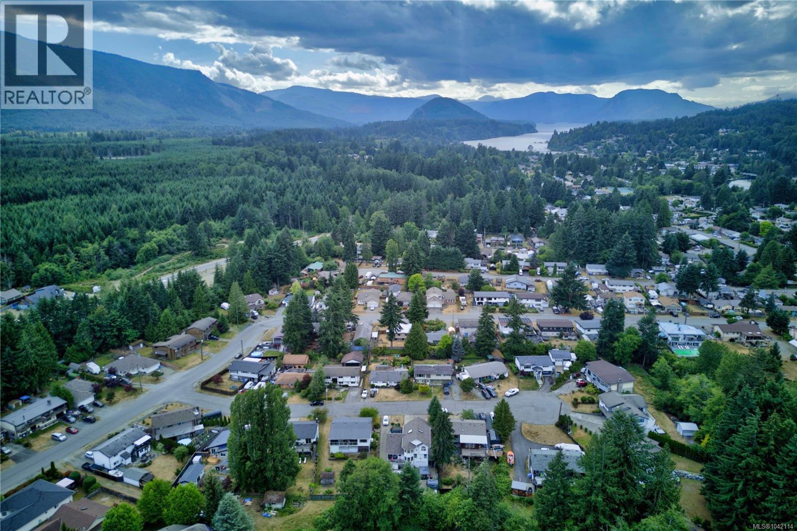 212 Kwassin Cres - 67
