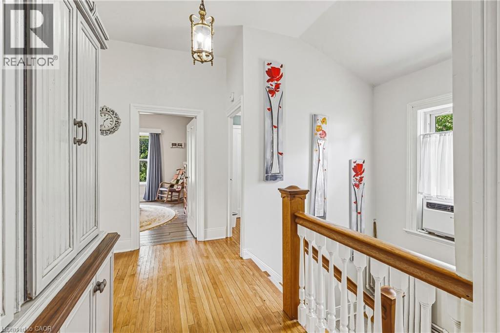 670 MOUNT PLEASANT Road - 23