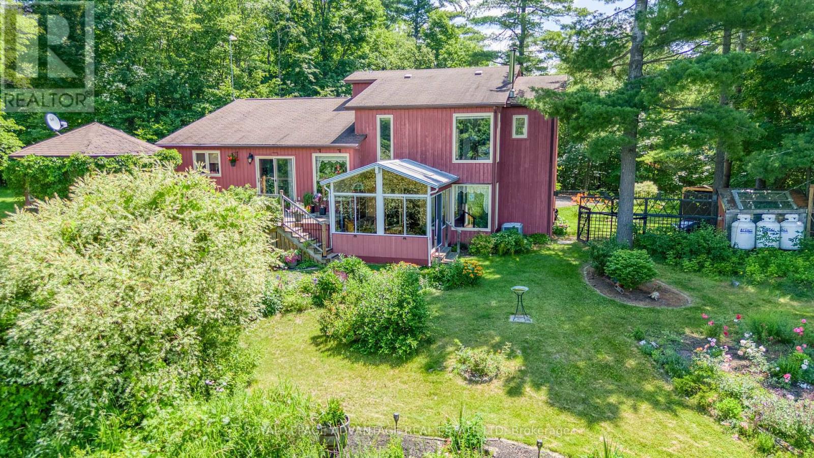 1462 ELM GROVE RD RR 5 ROAD - 33