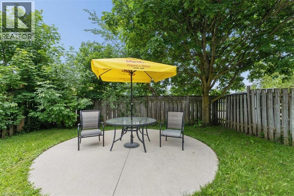 256 TAIT Crescent - 31