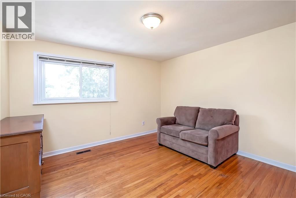 652 ARDLEIGH Crescent - 22