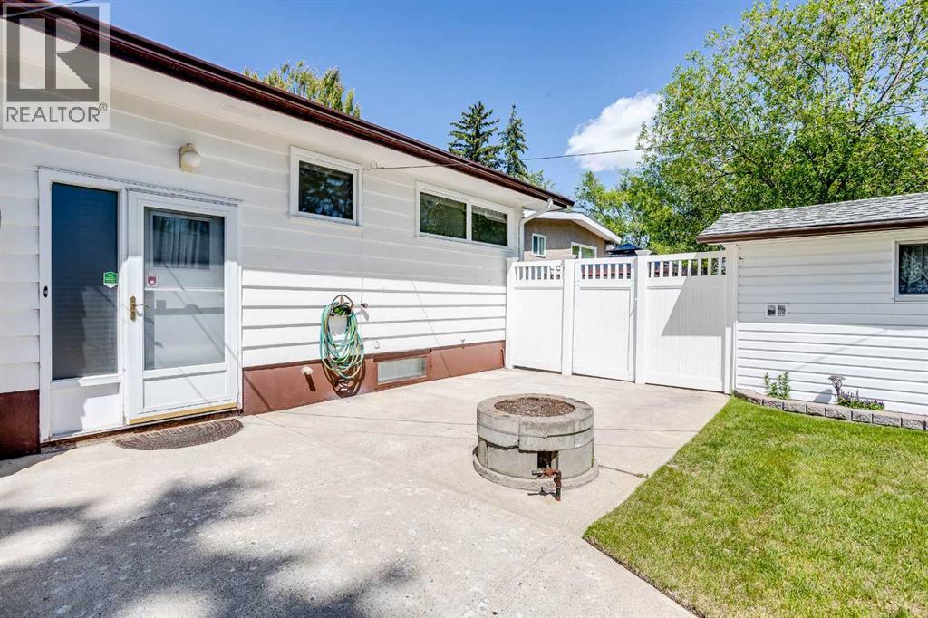 723 Seattle Drive SW - 41
