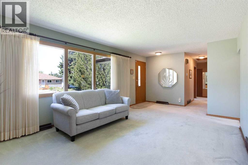 723 Seattle Drive SW - 6