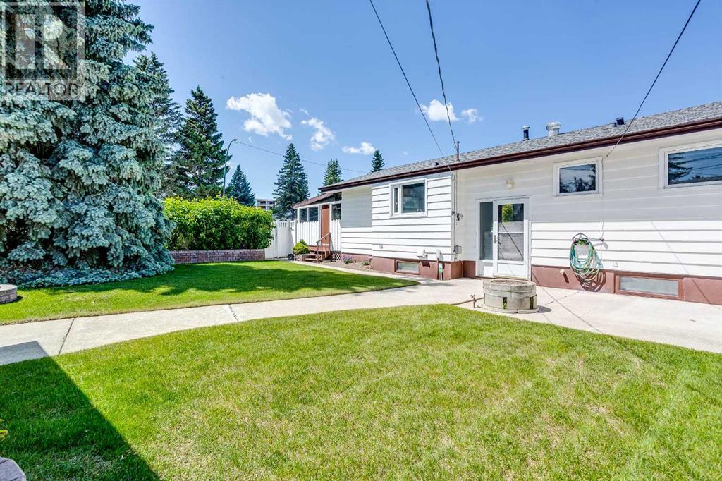723 Seattle Drive SW - 40
