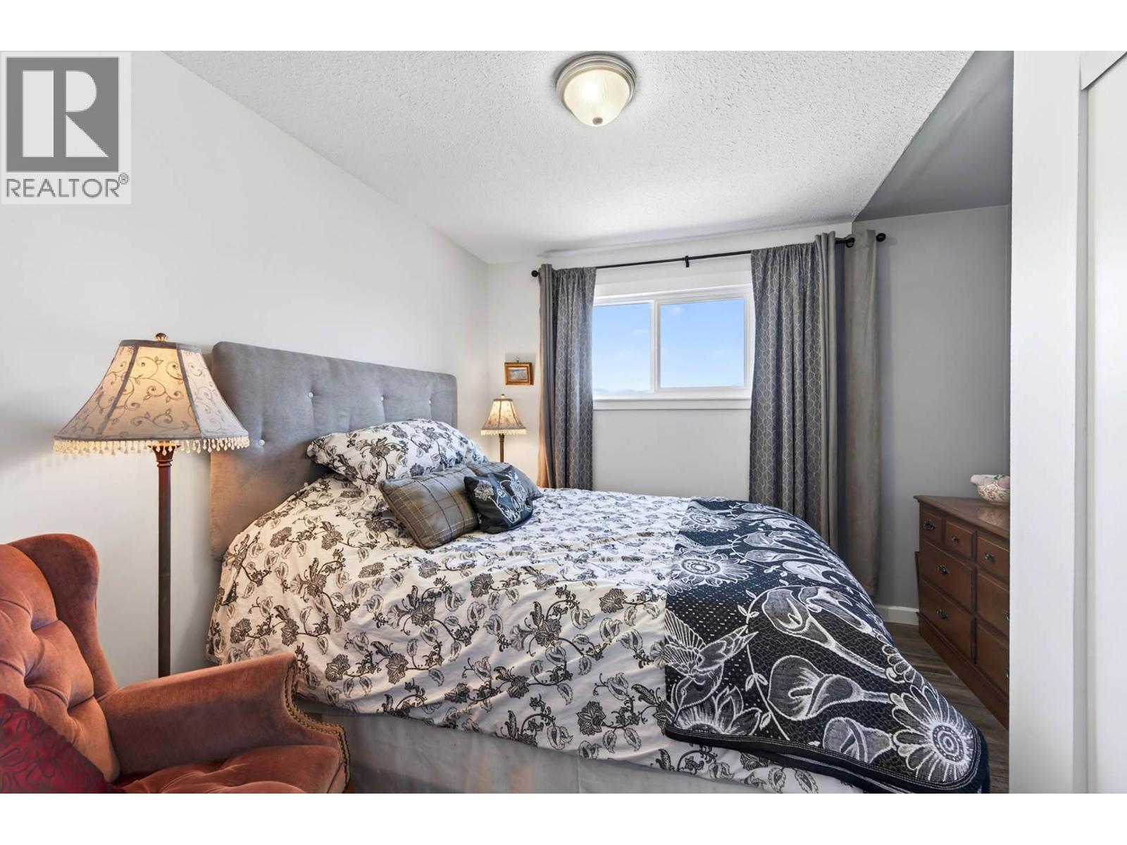 1301 FIR Avenue - 21
