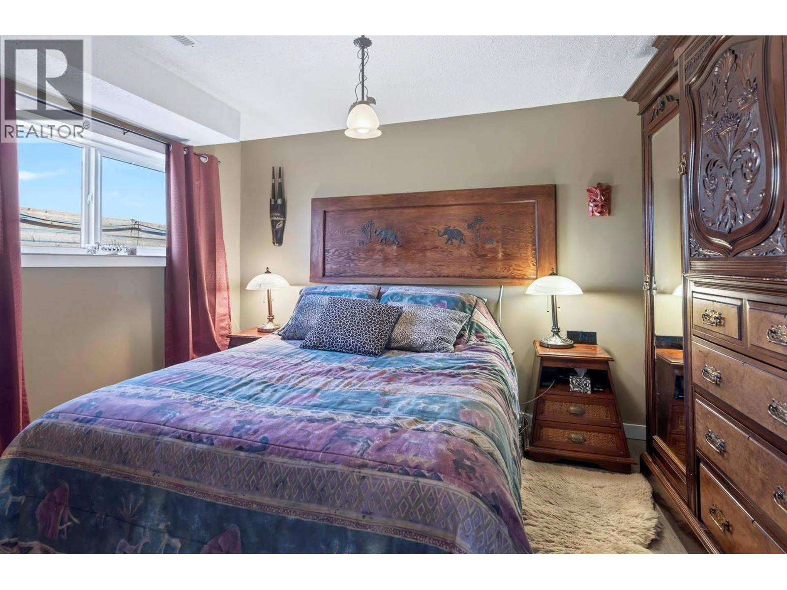 1301 FIR Avenue - 22