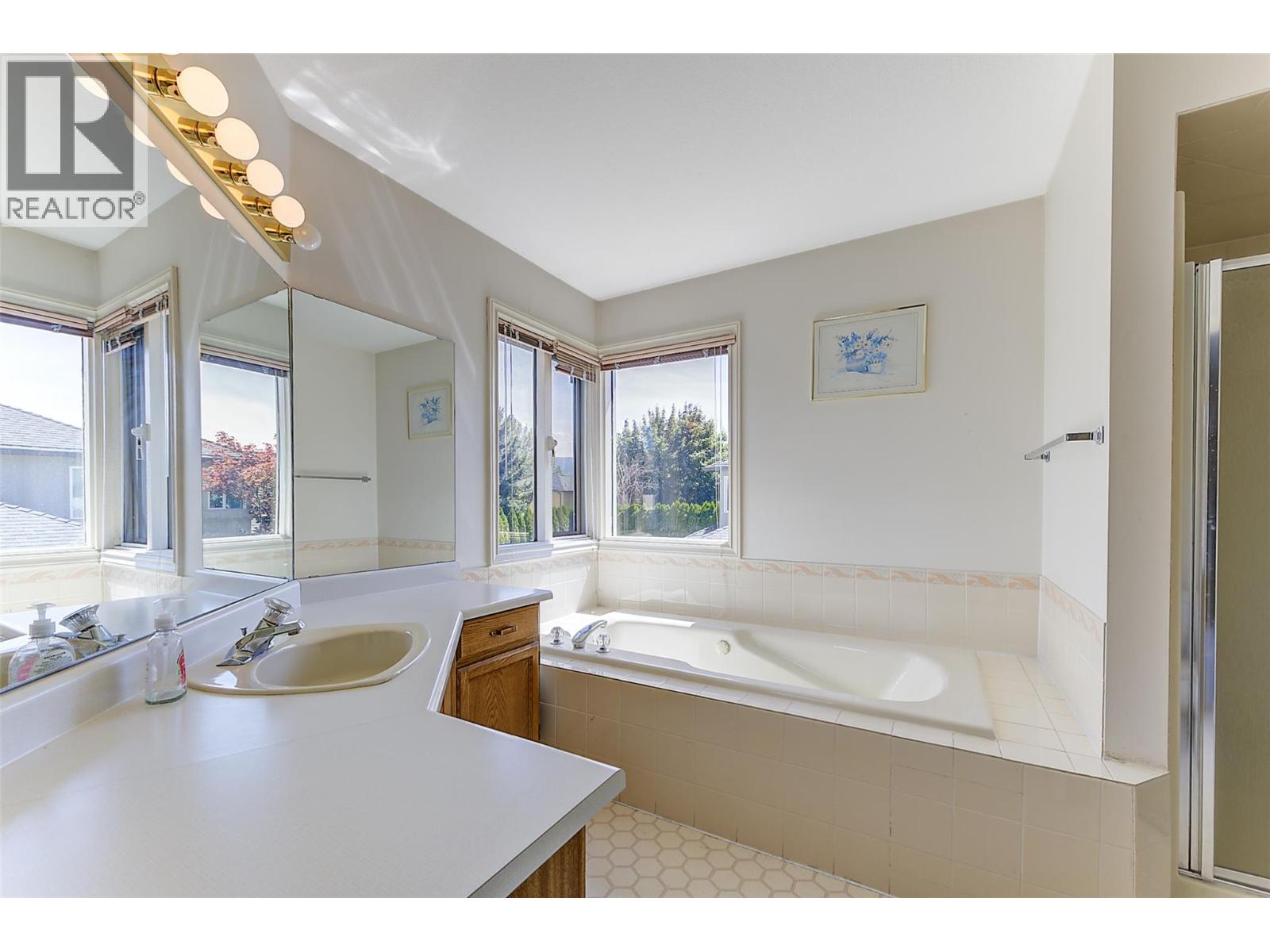 3733 Mission Springs Drive - 23