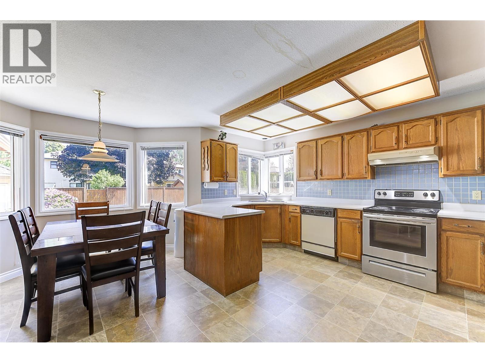 3733 Mission Springs Drive - 7