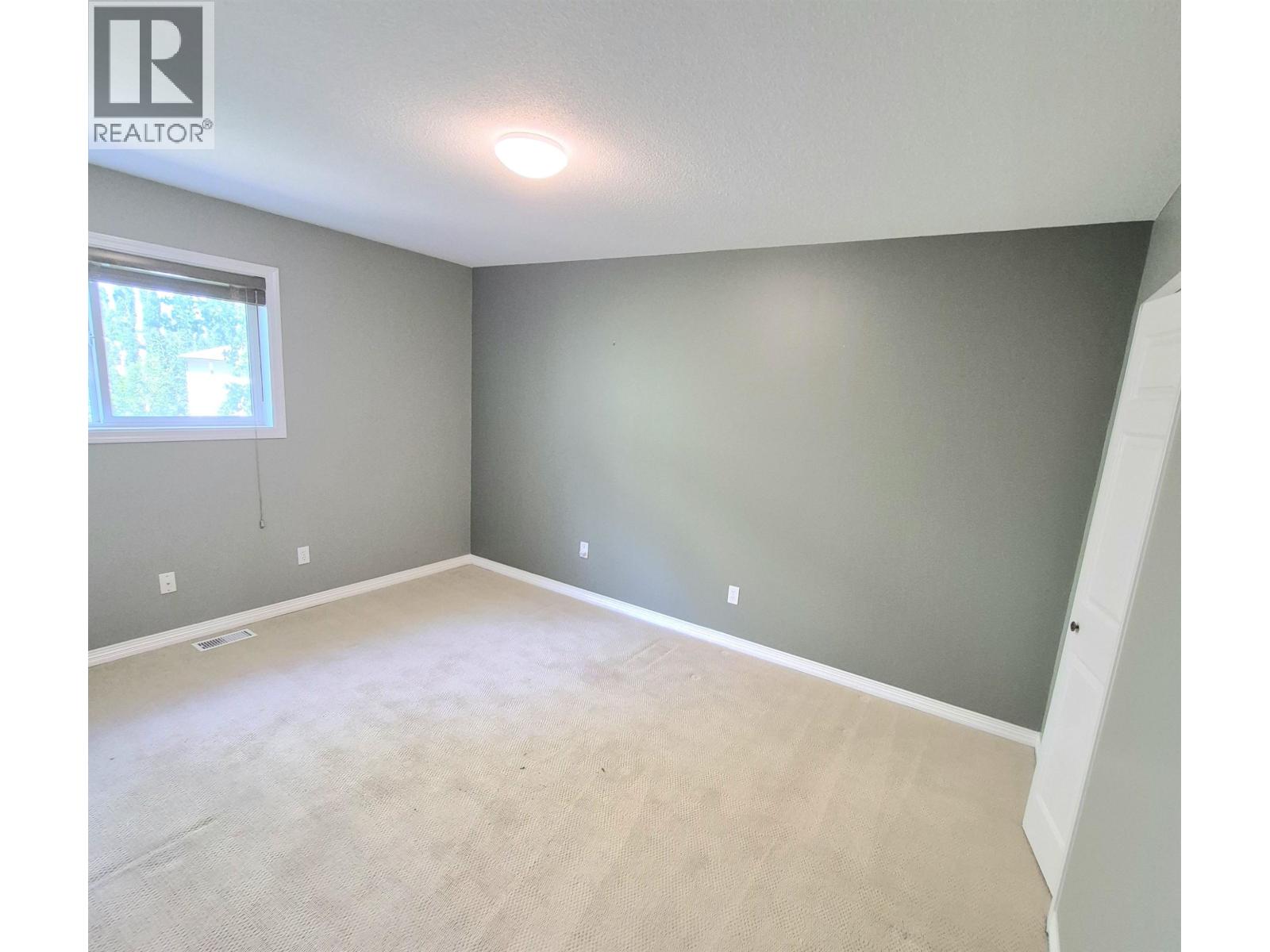 Photo 19 of 30 — 210 3307 WESTWOOD DRIVE · Prince George, BC