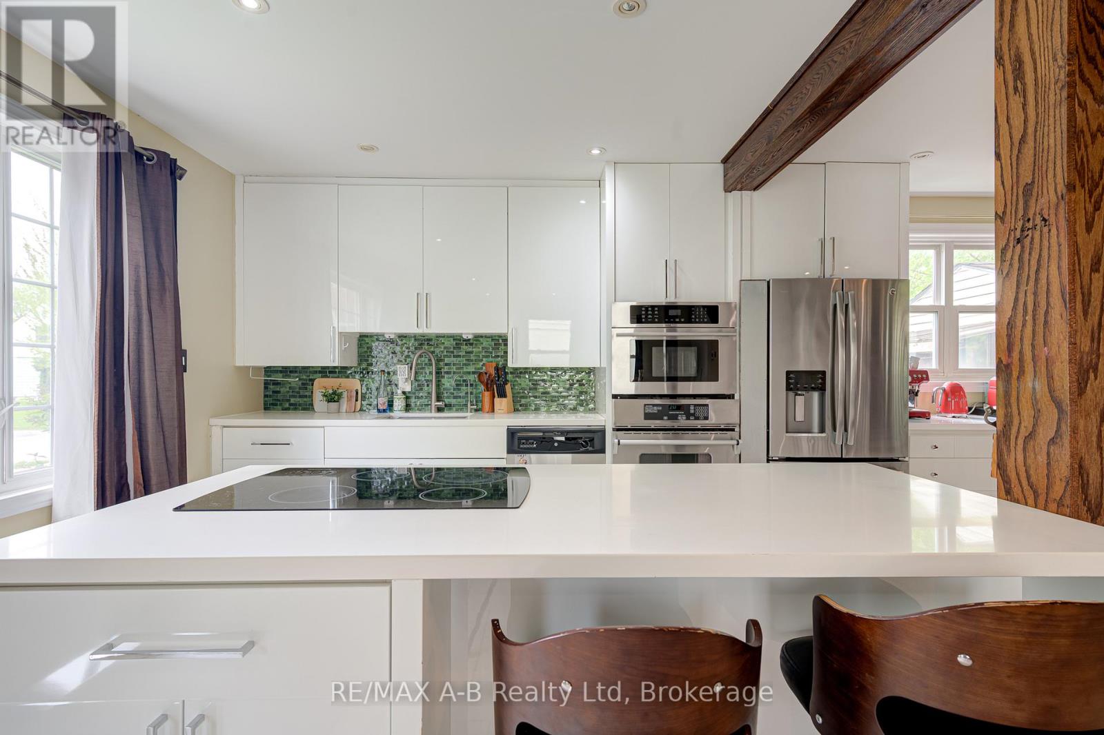 54 CORIANO STREET - 11