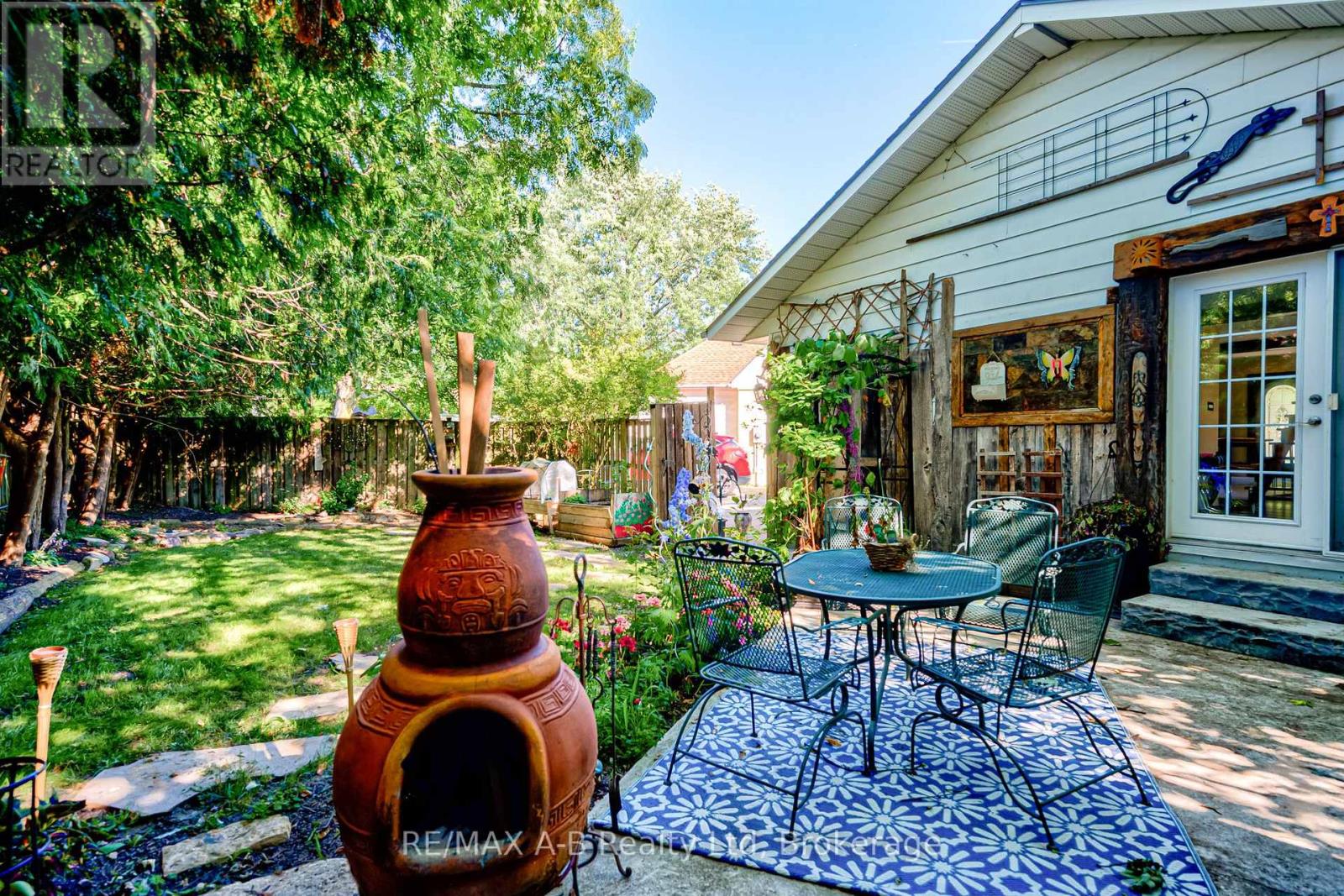 54 CORIANO STREET - 44