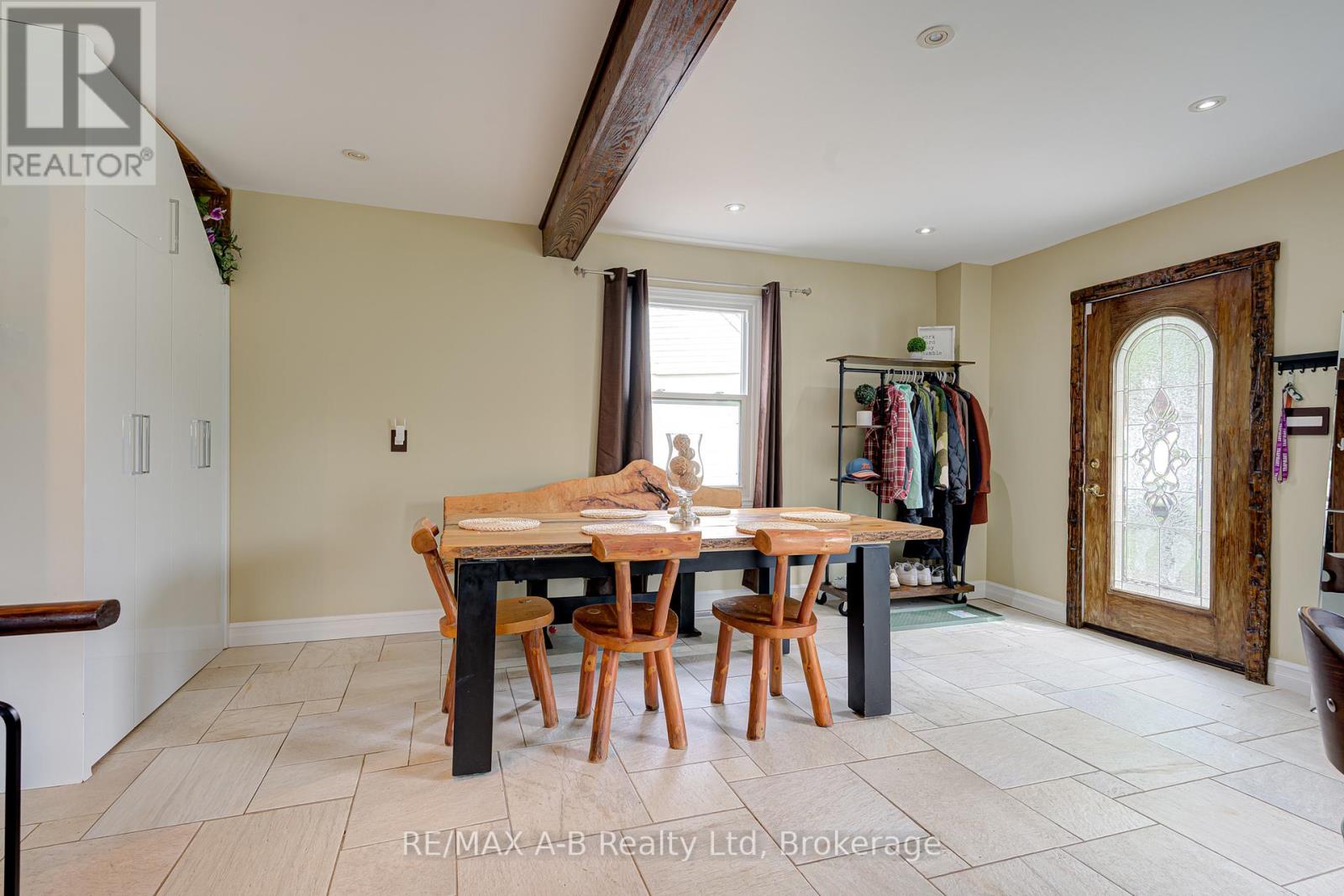 54 CORIANO STREET - 7