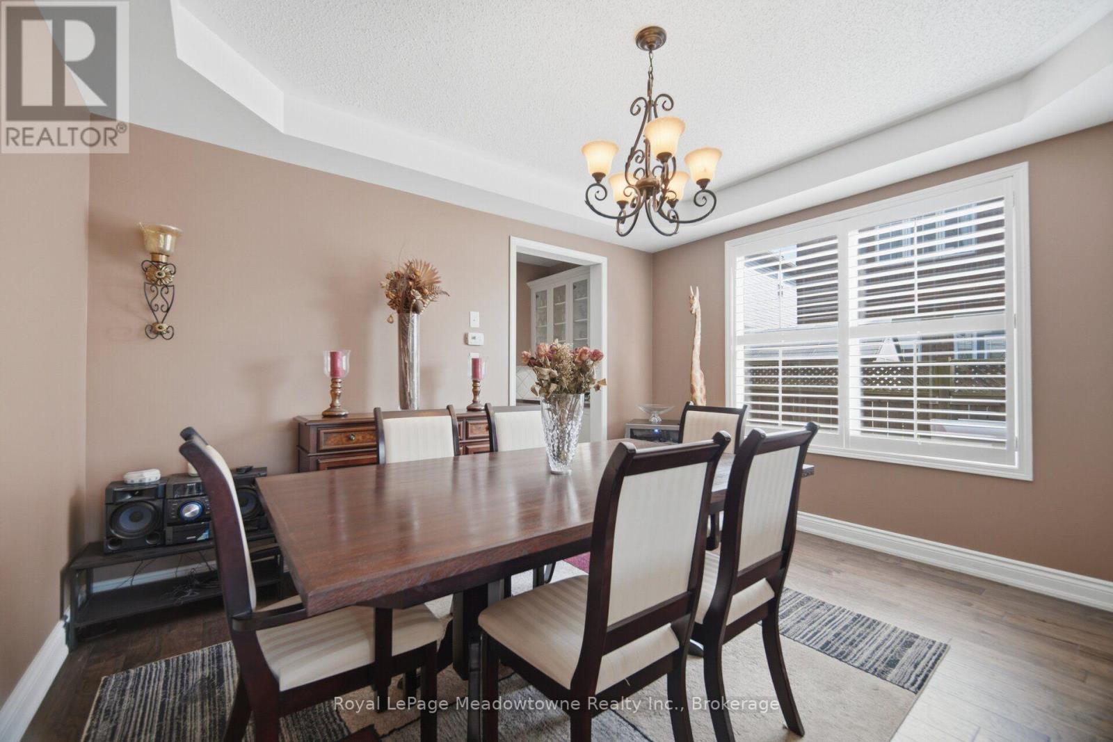 1406 HEARST BOULEVARD - 12