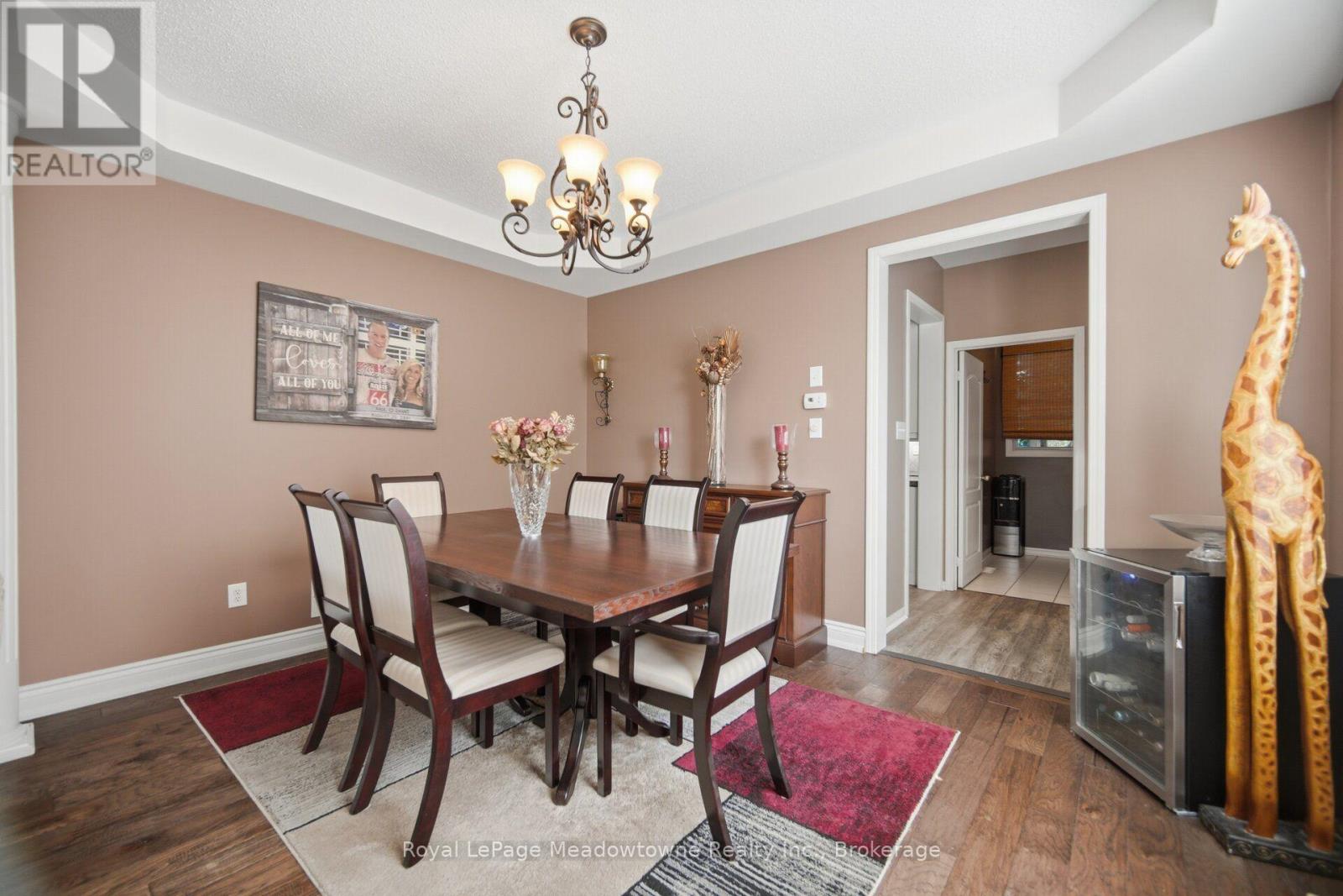 1406 HEARST BOULEVARD - 13