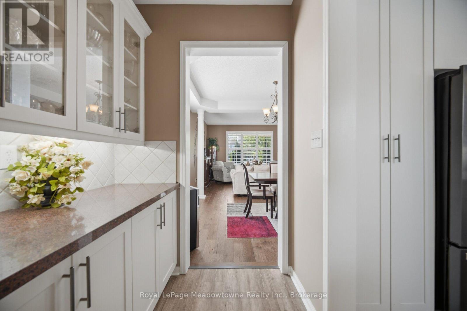 1406 HEARST BOULEVARD - 14