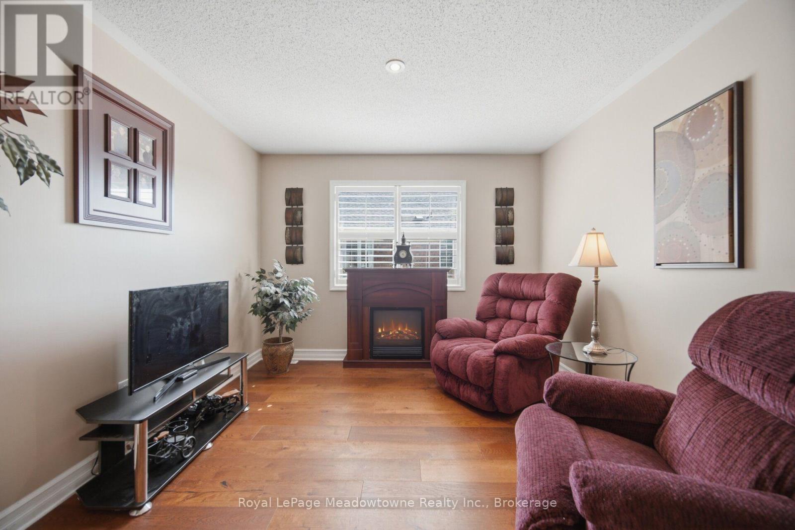 1406 HEARST BOULEVARD - 29