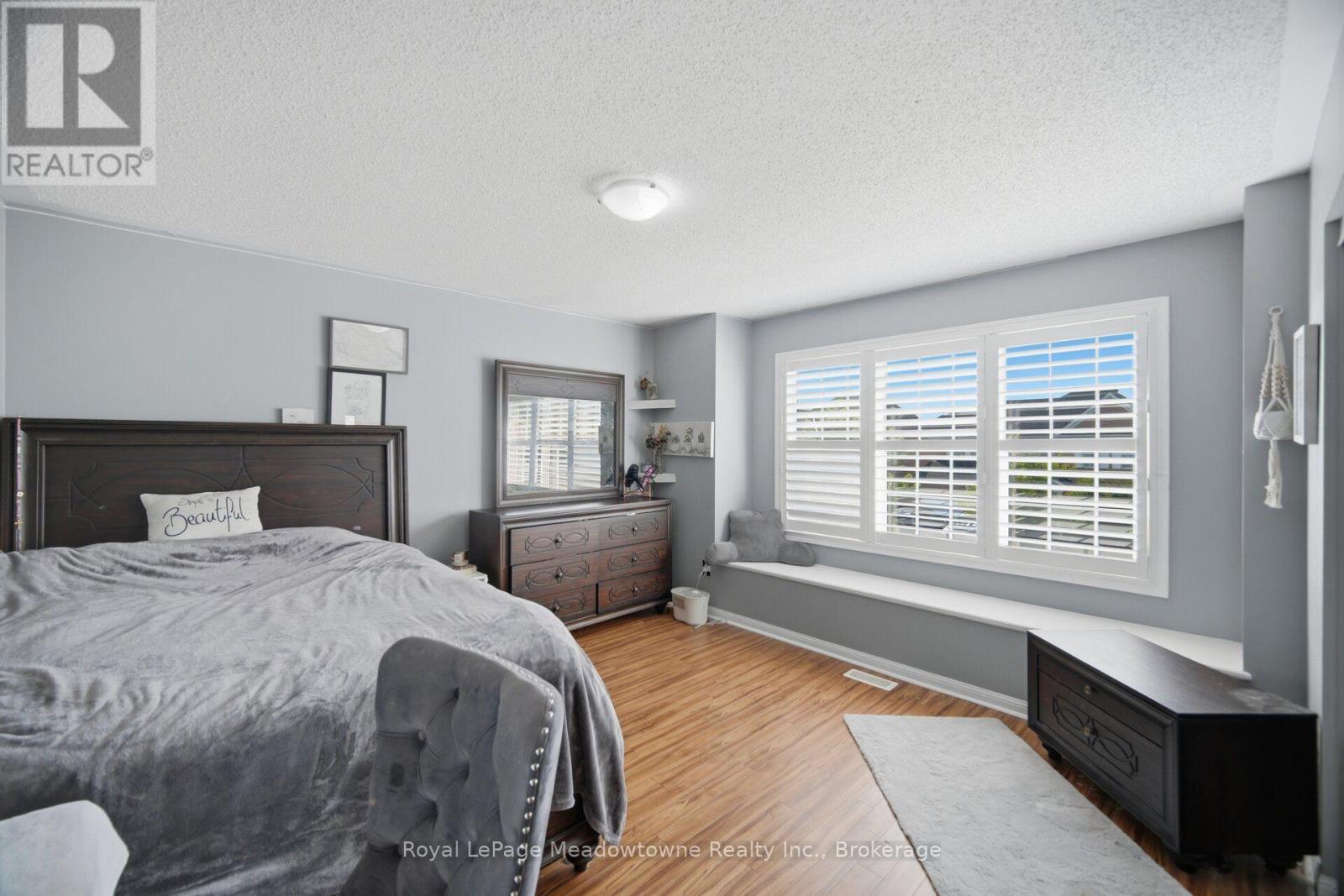 1406 HEARST BOULEVARD - 33