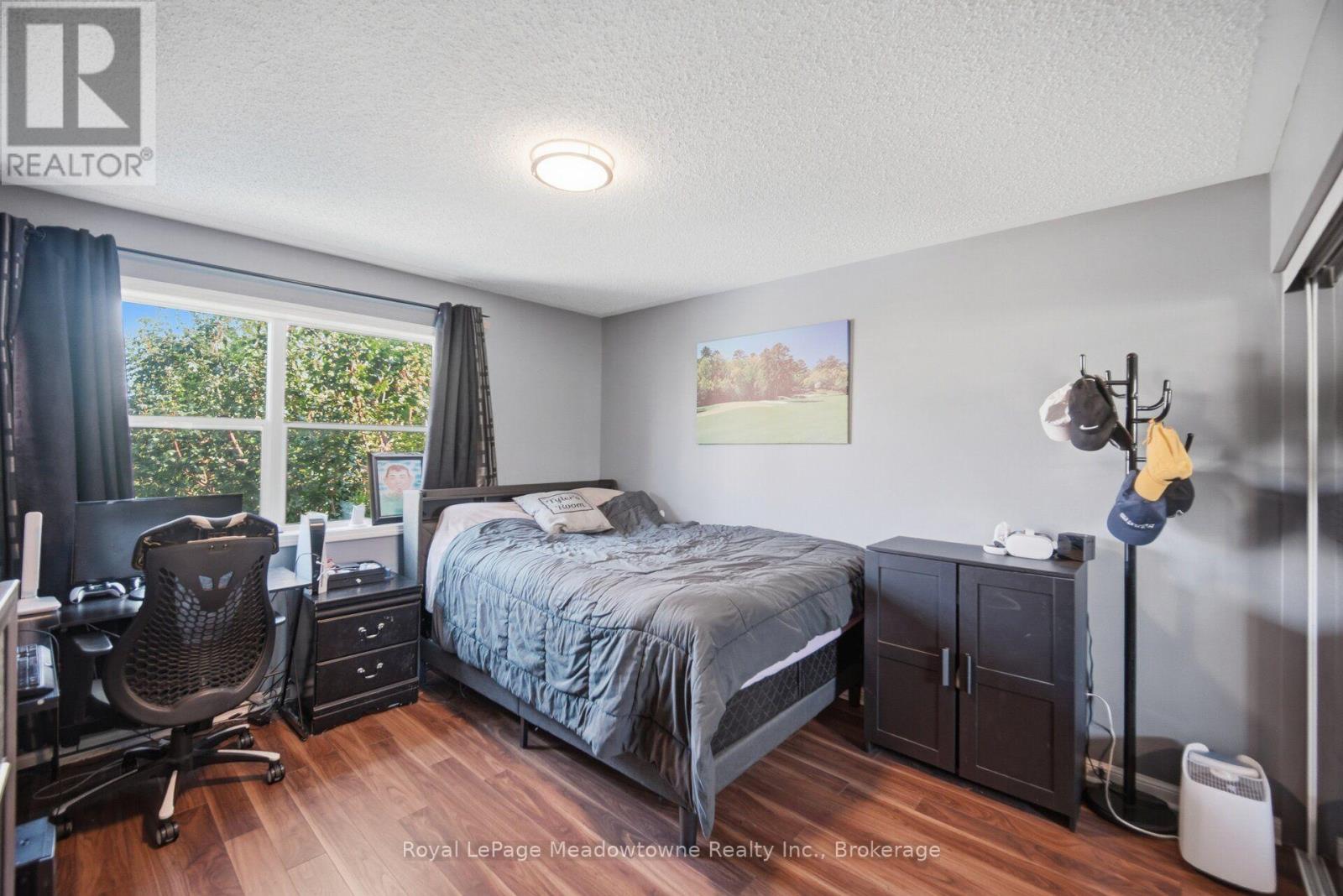 1406 HEARST BOULEVARD - 36