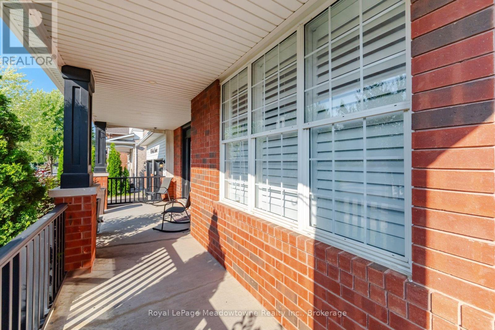 1406 HEARST BOULEVARD - 4