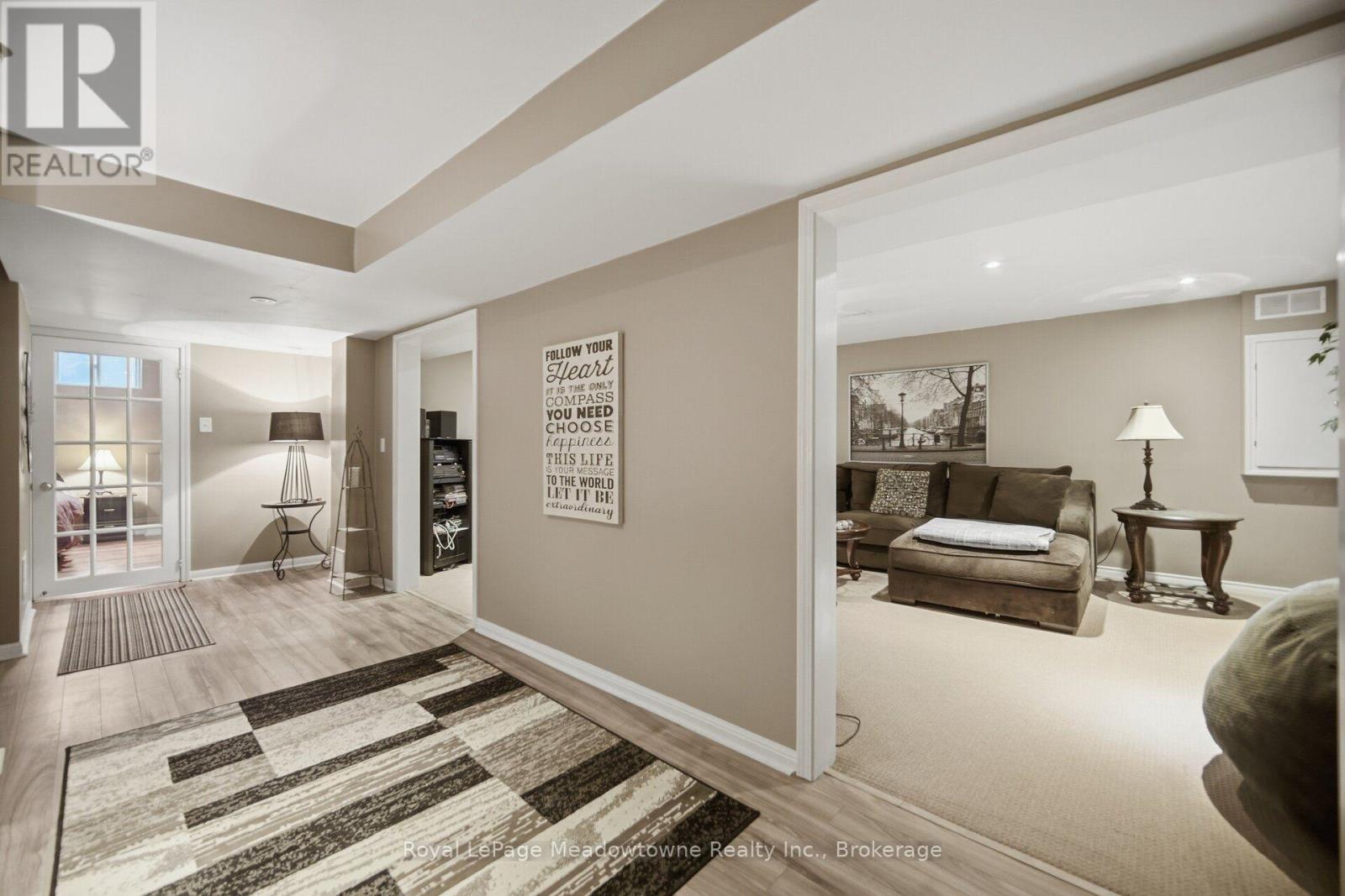 1406 HEARST BOULEVARD - 41