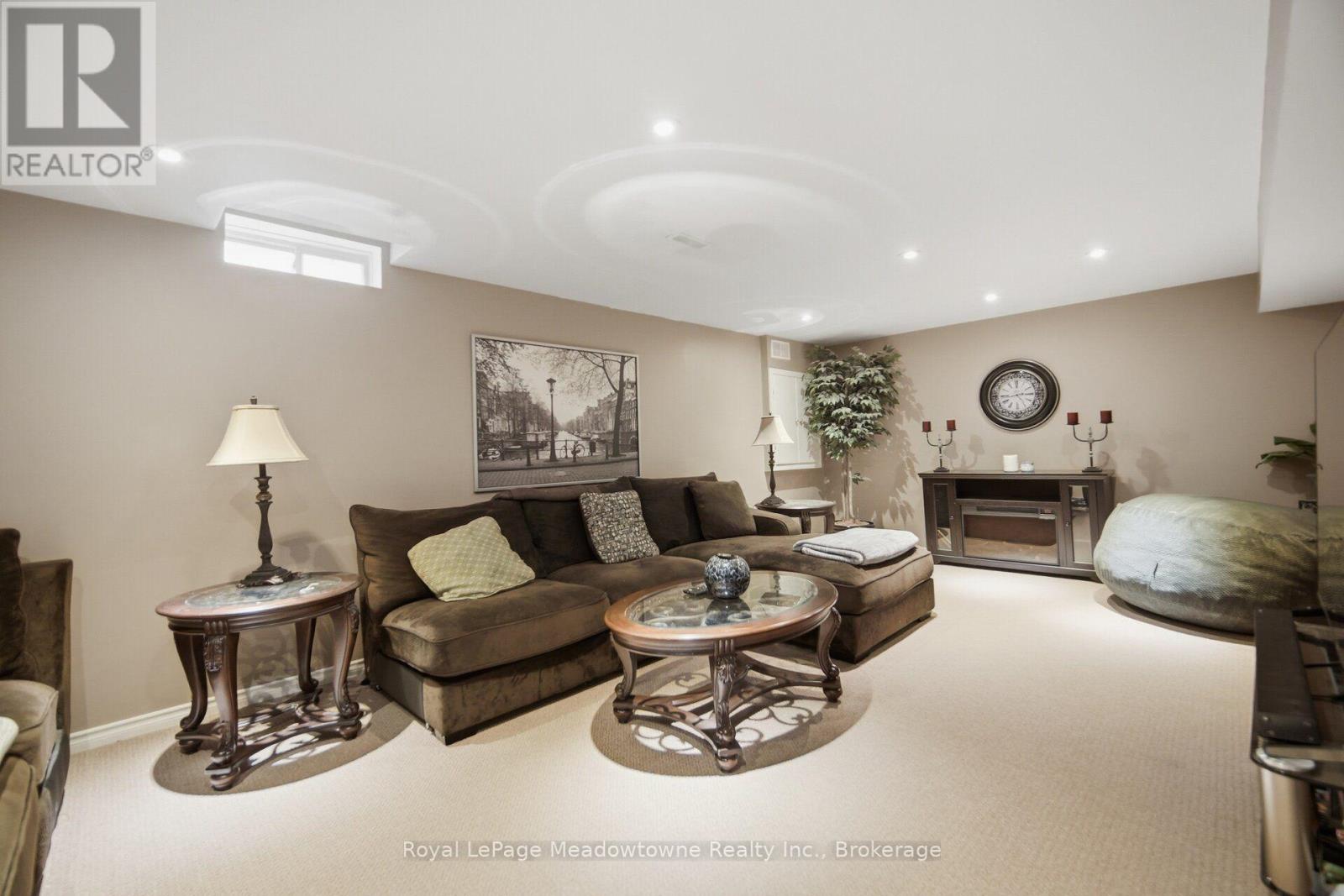 1406 HEARST BOULEVARD - 42