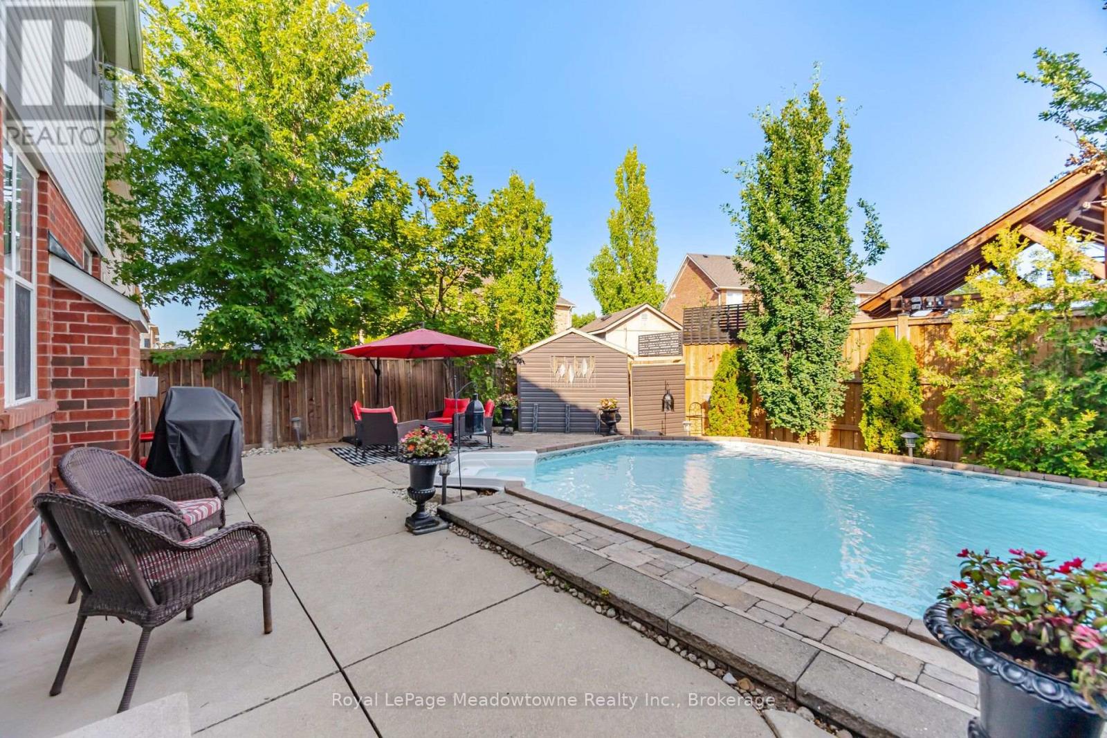 1406 HEARST BOULEVARD - 46