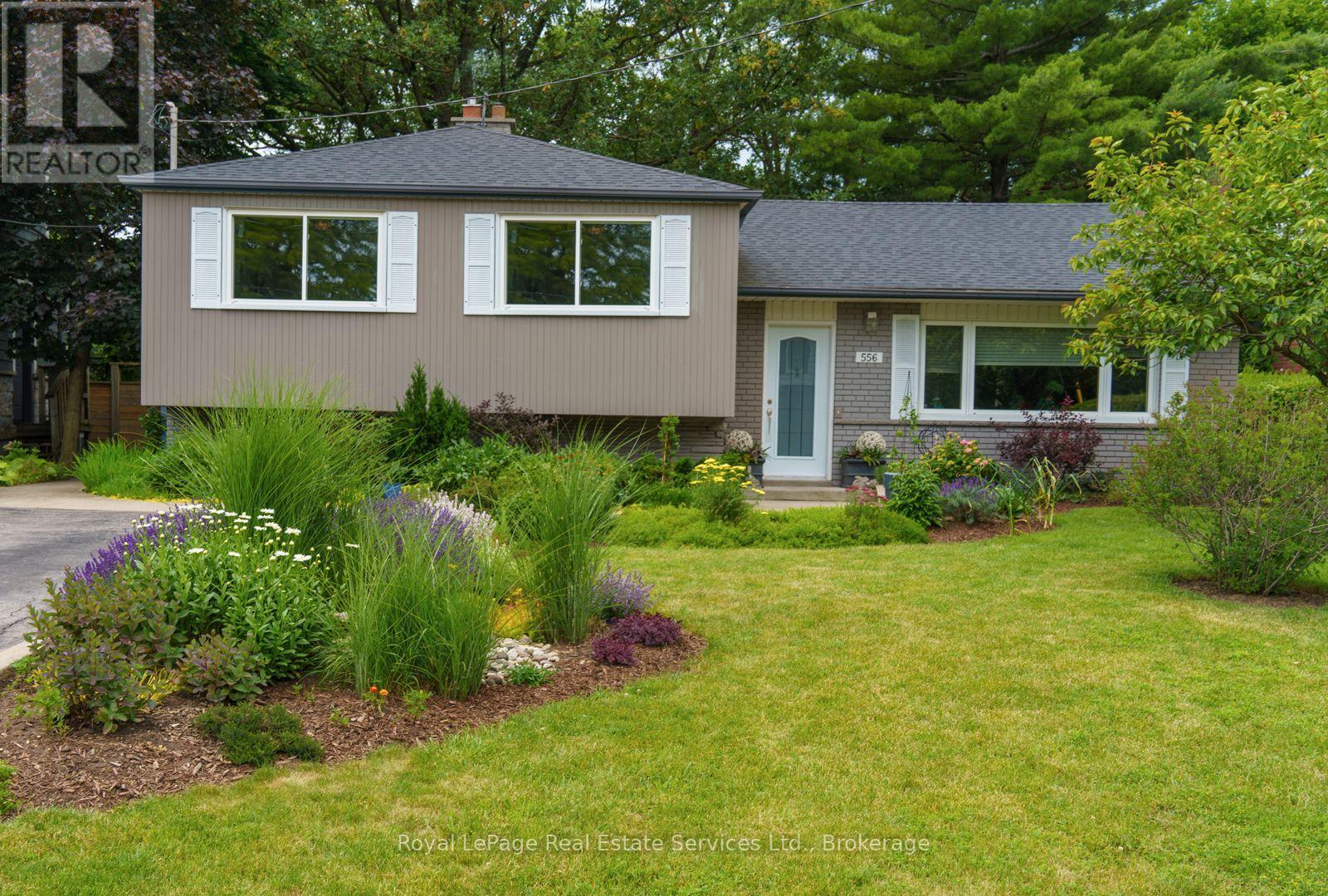 556 TRAFFORD CRESCENT - 1