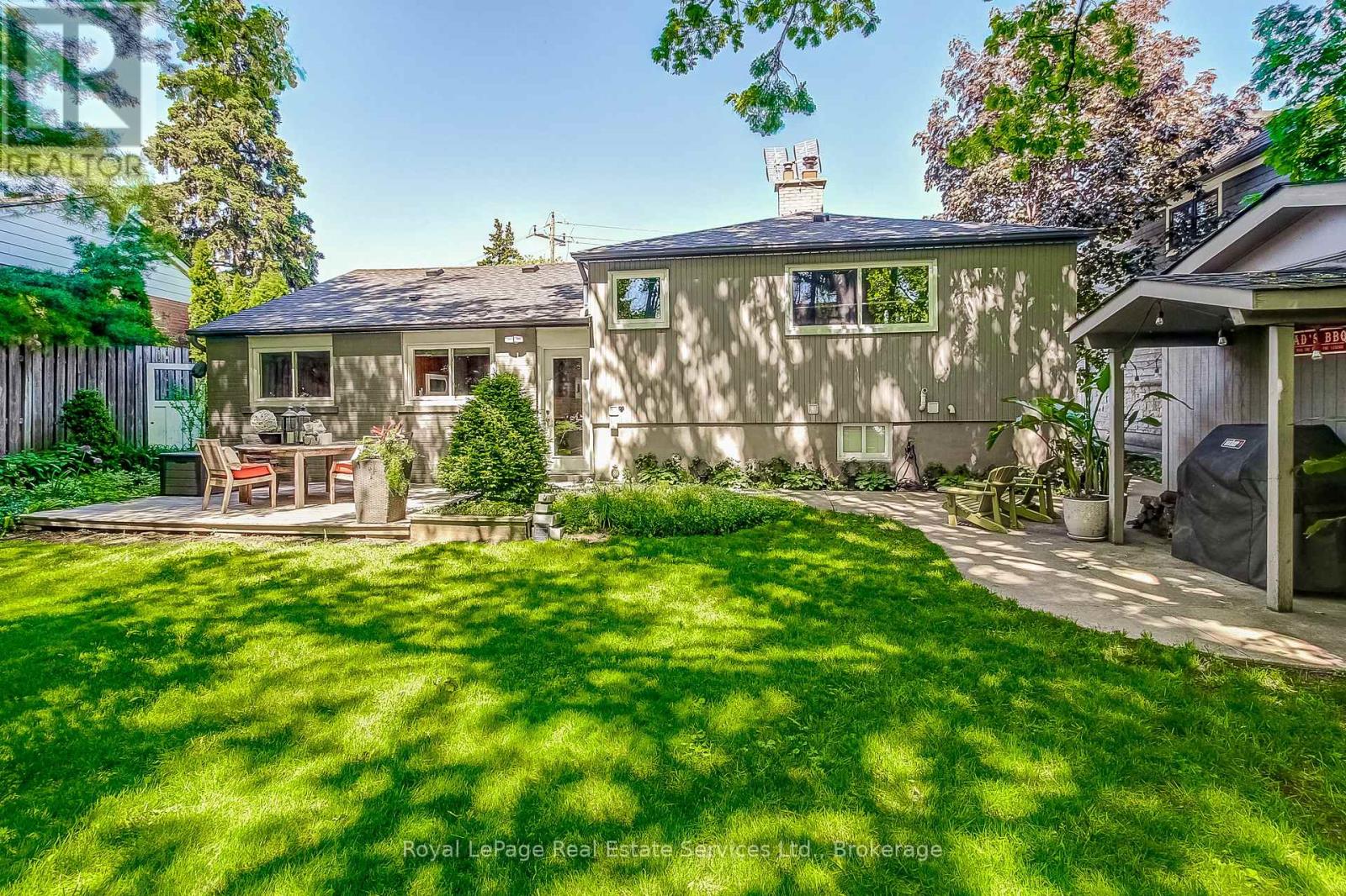 556 TRAFFORD CRESCENT - 42