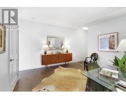 1502 - 8 The Esplanade, Toronto, ON M5E0A6 Photo 23