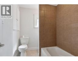 855 Lincoln Unit# Main Floor, Windsor, ON N8Y2G9 Photo 10
